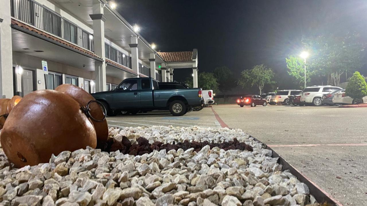 Island Suites Hobby Airport Houston Eksteriør bilde