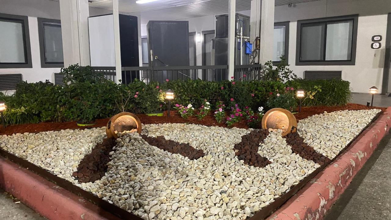 Island Suites Hobby Airport Houston Eksteriør bilde